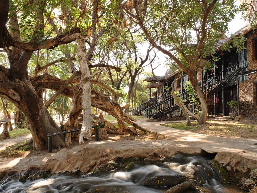 Sarova Shaba Game Lodge Archers Post Exterior photo